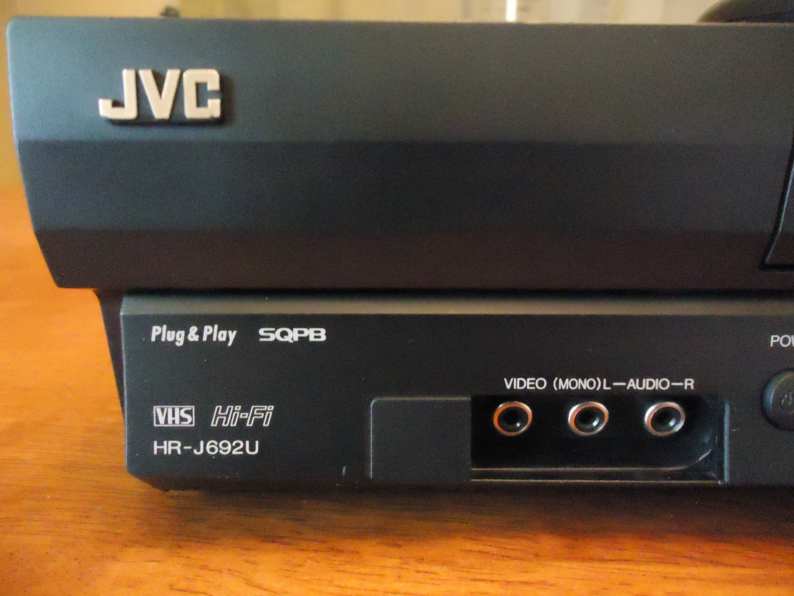 Amazon.com: JVC HRJ692U 4-Head Hi-Fi VCR , Black : Electronics